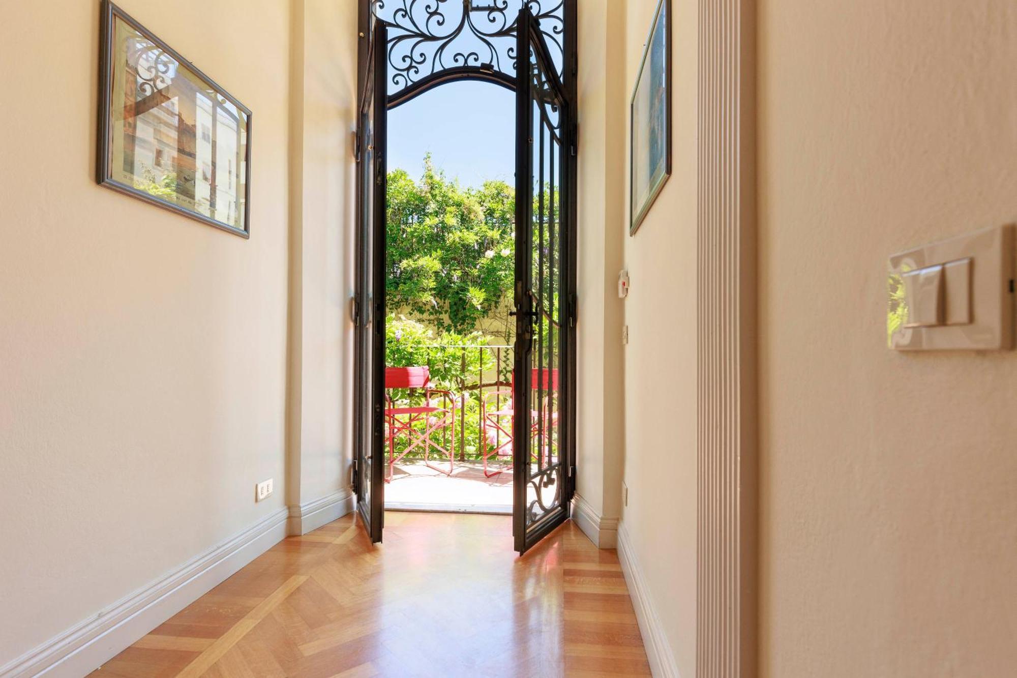 Florence Huge Apartment With Private Garden Bagian luar foto