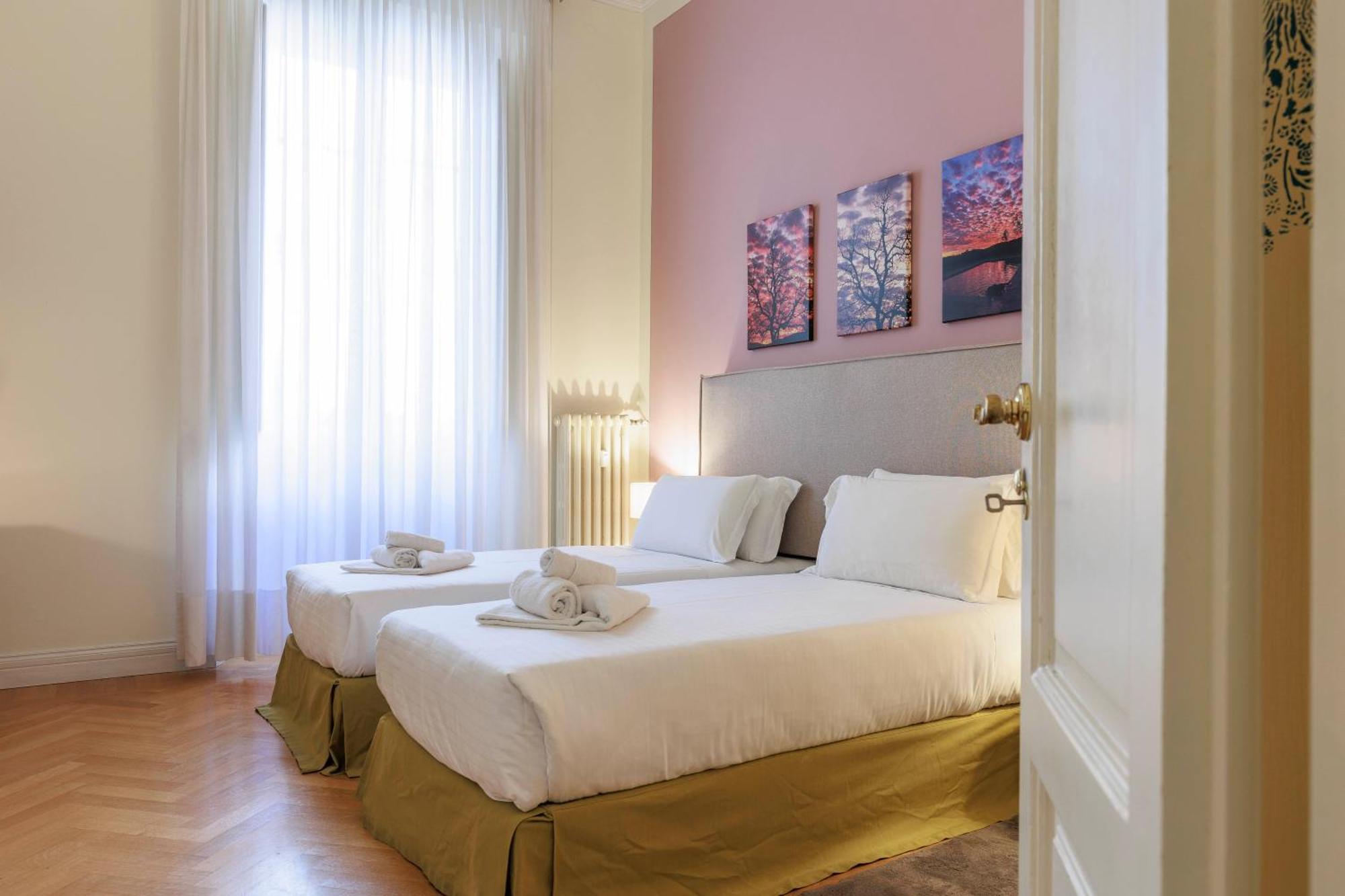 Florence Huge Apartment With Private Garden Bagian luar foto