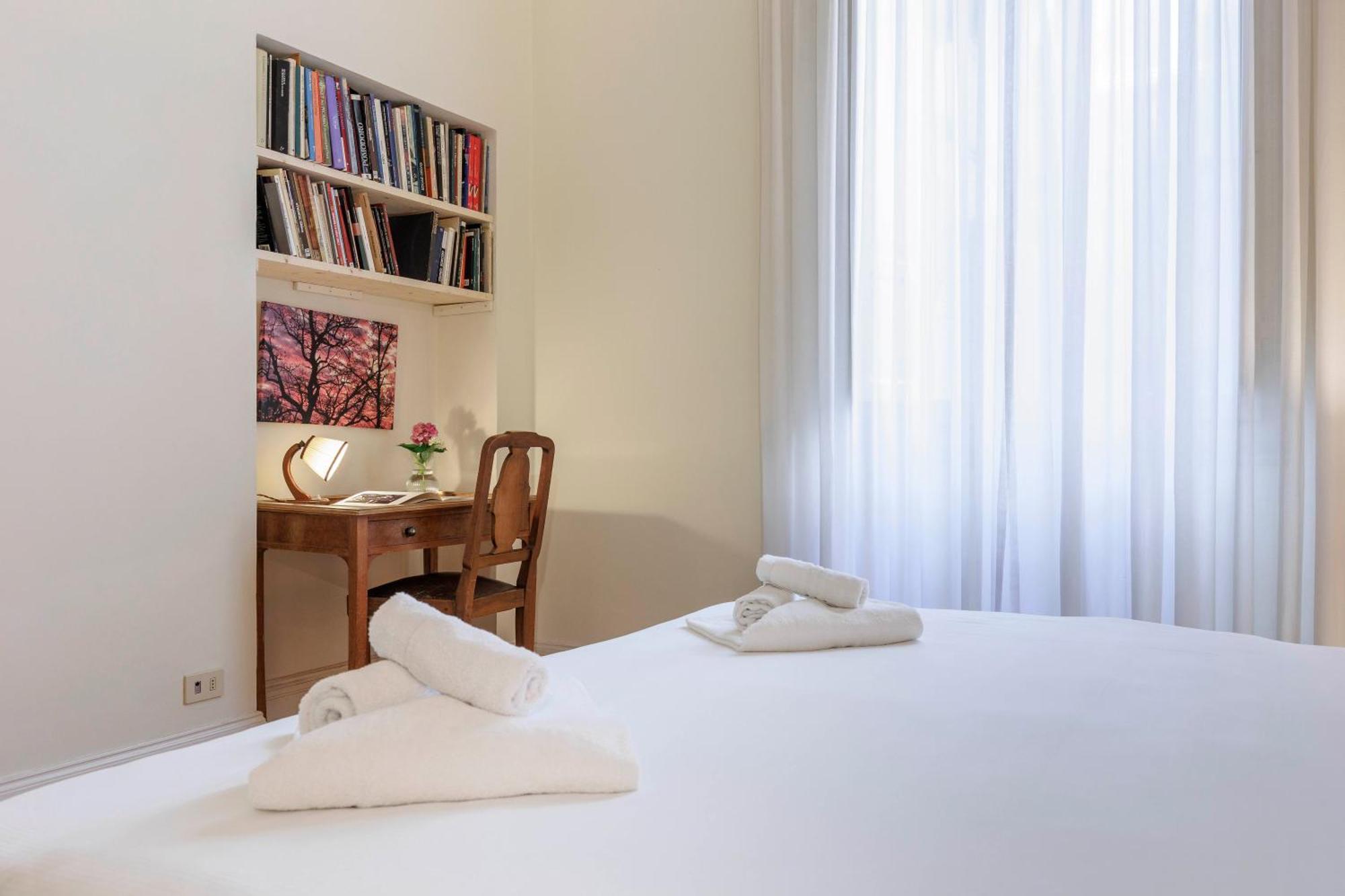 Florence Huge Apartment With Private Garden Bagian luar foto